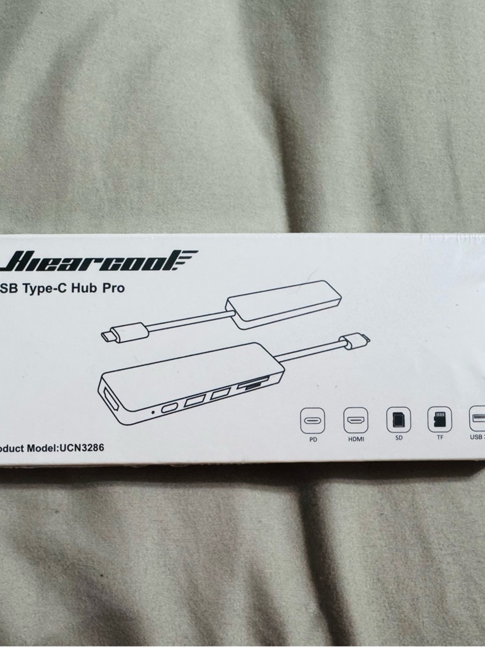USB Type-C Hub Pro - White